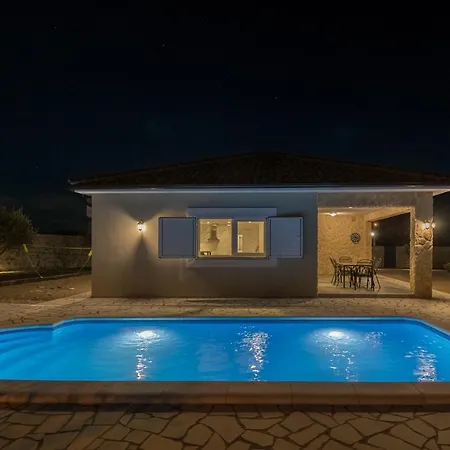 Intrade * Velika Cista (Sibenik-Knin)