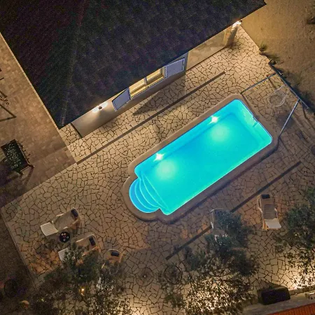 Intrade Villa *