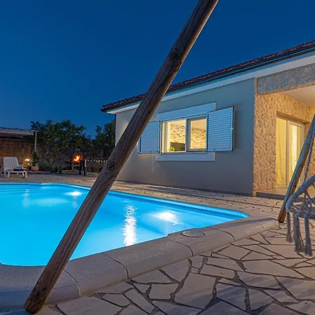 Intrade 빌라 Velika Cista (Sibenik-Knin)