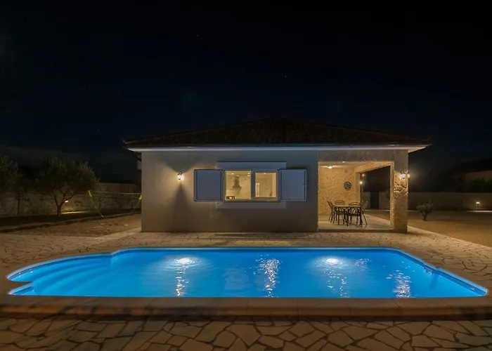 Intrade * Velika Cista (Sibenik-Knin)