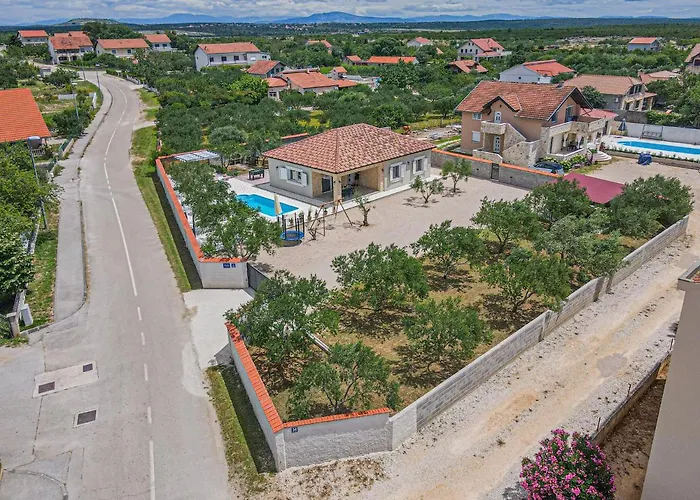 Intrade * Velika Cista (Sibenik-Knin)